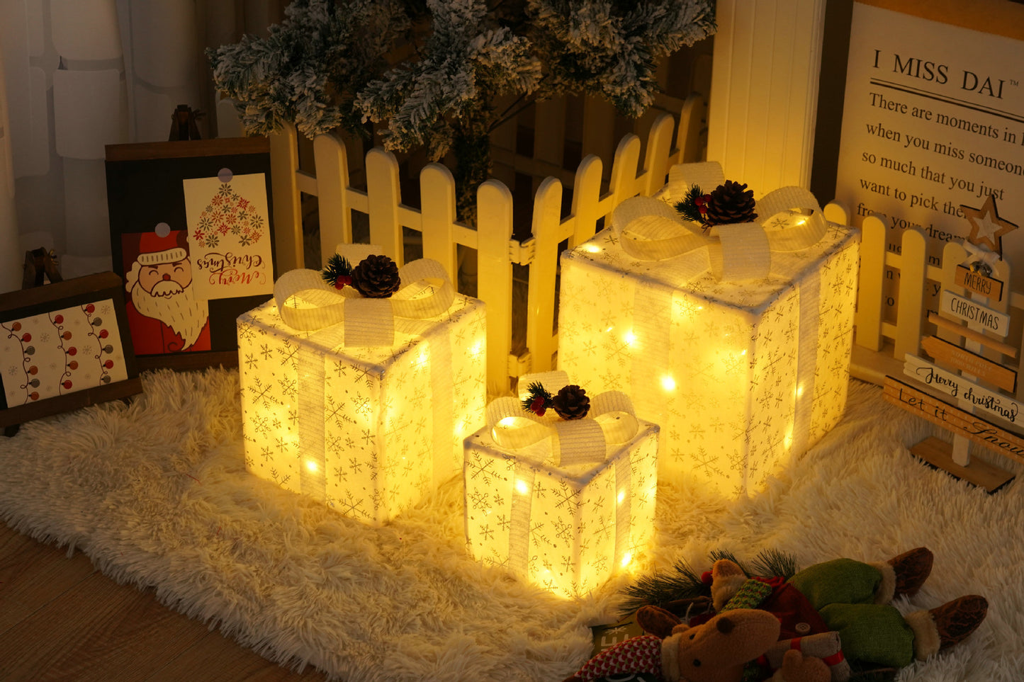 Remote Control Christmas Gift Box Lights Christmas Three-piece Decoration - MerryHaus