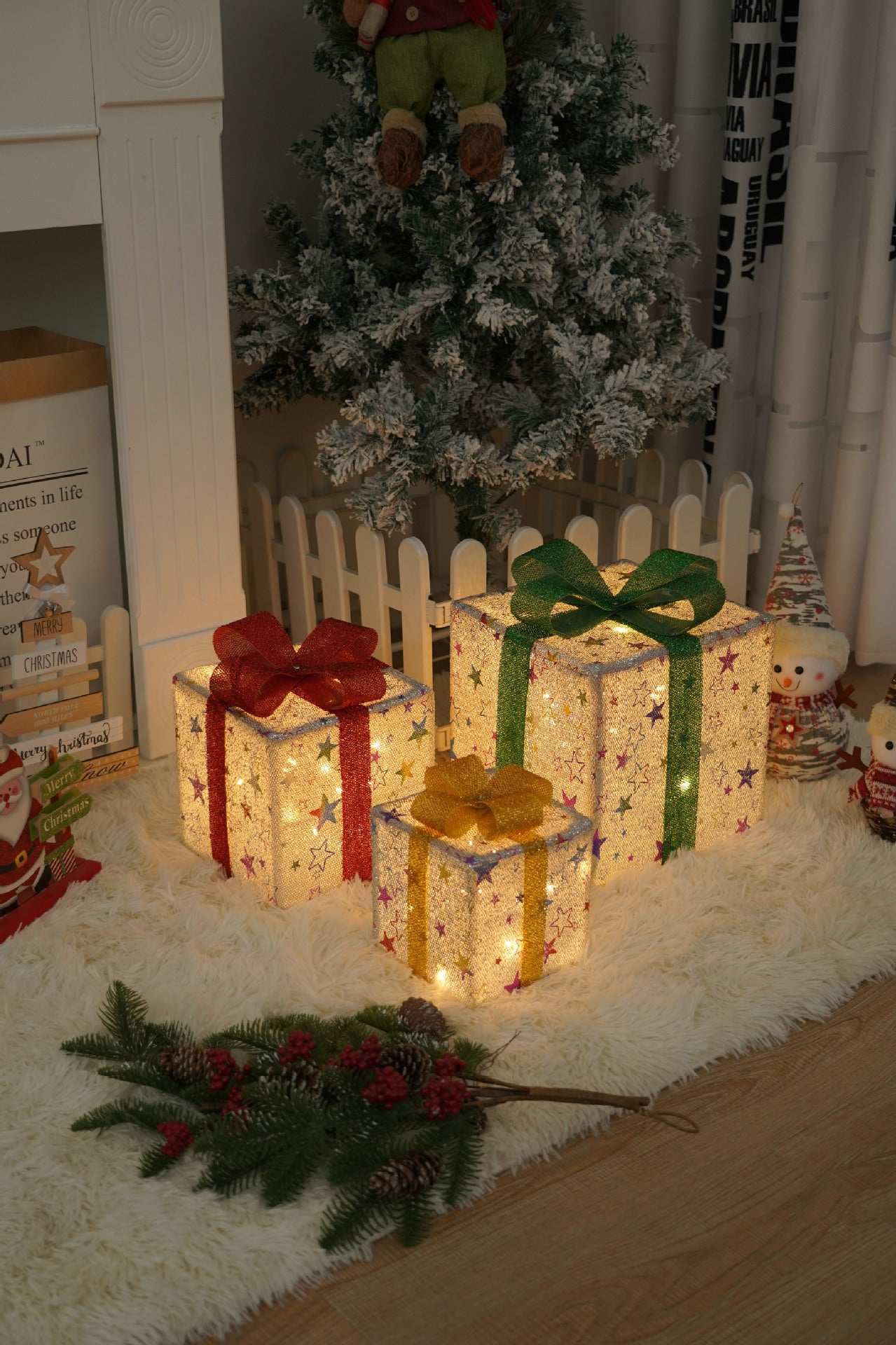 Remote Control Christmas Gift Box Lights Christmas Three-piece Decoration - MerryHaus